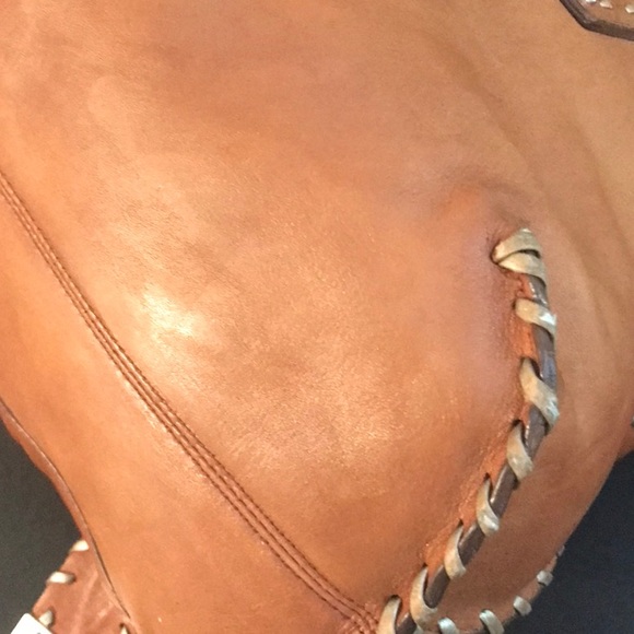 MICHAEL KORS STUNNING 100% LEATHER BOHO BAG WITH TOP STITCHING - Picture 6 of 12